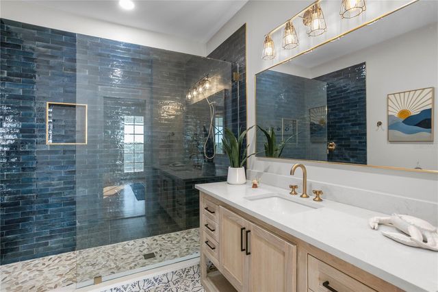 7313 PELICAN ISLAND DRIVE, Tampa, FL 33634