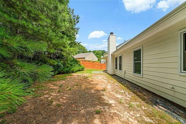 2300 Village Green Drive, Fairburn, GA 30213