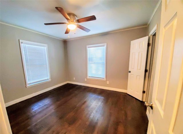 3809 Birchman Avenue, Fort Worth, TX 76107