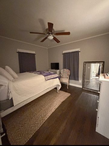 3809 Birchman Avenue, Fort Worth, TX 76107