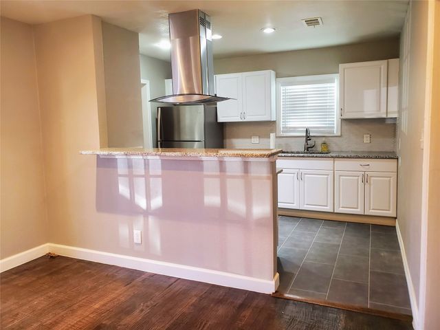 3809 Birchman Avenue, Fort Worth, TX 76107