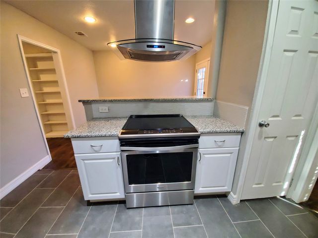 3809 Birchman Avenue, Fort Worth, TX 76107