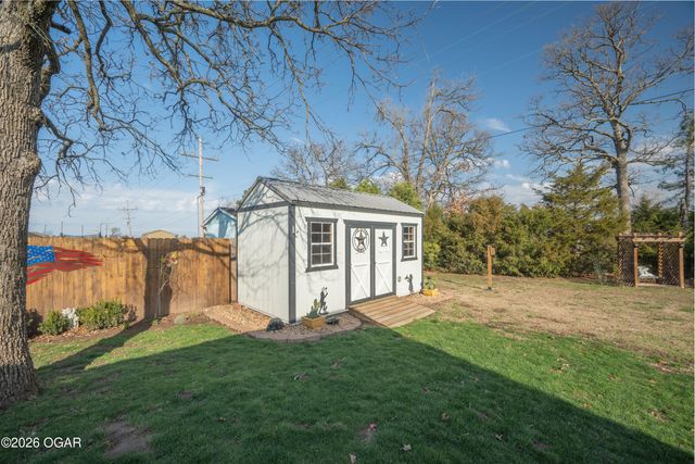 4431 W 26th Place, Joplin, MO 64804