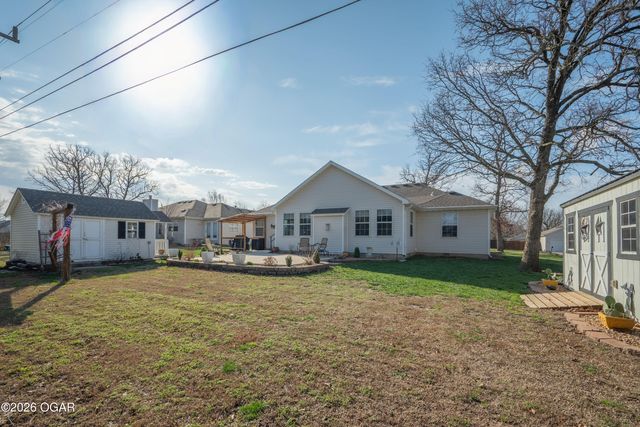 4431 W 26th Place, Joplin, MO 64804