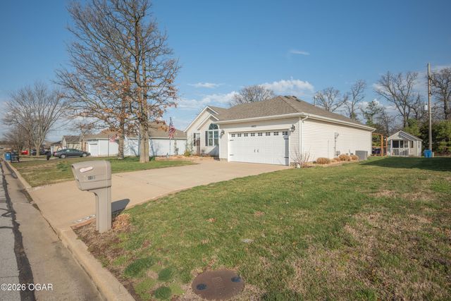 4431 W 26th Place, Joplin, MO 64804
