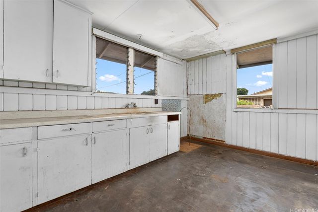 91-1706 Kikoo Street, Ewa Beach, HI 96706