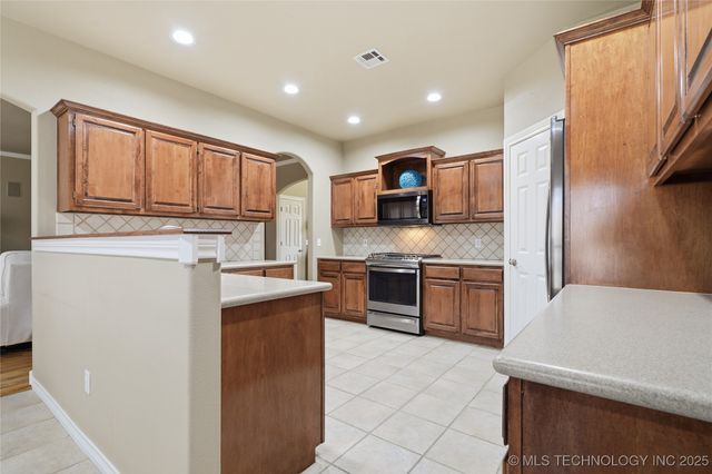 3506 W Atlanta Street, Broken Arrow, OK 74012