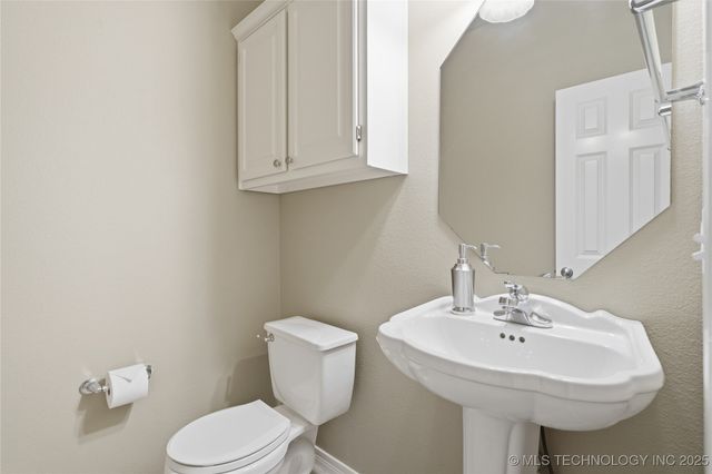 3506 W Atlanta Street, Broken Arrow, OK 74012