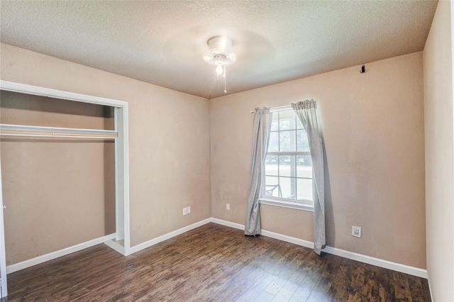 104 Richard Lane, Azle, TX 76020