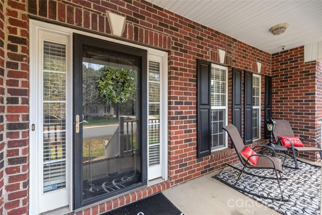 11131 Mccamie Hill Place, Concord, NC 28025