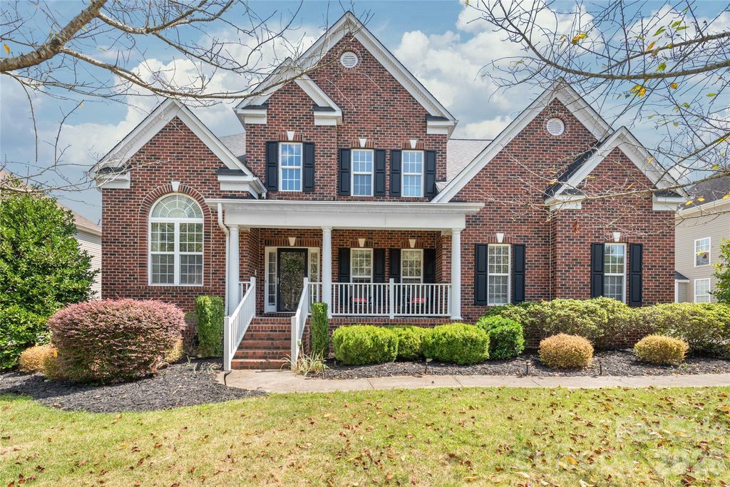 11131 Mccamie Hill Place, Concord, NC 28025