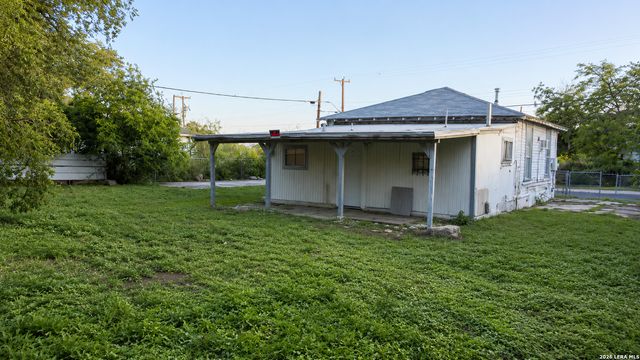 215 S BRAZOS ST, San Antonio, TX 78207