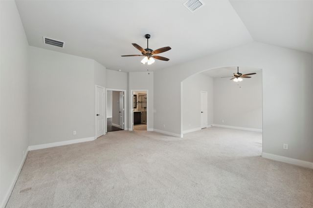 520 Lowland Lane, Waxahachie, TX 75165