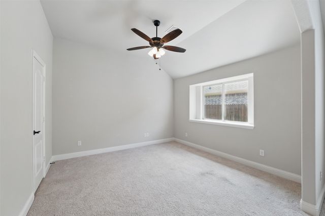 520 Lowland Lane, Waxahachie, TX 75165