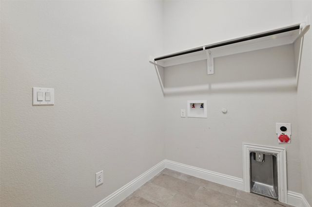 520 Lowland Lane, Waxahachie, TX 75165