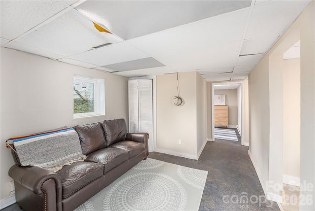 52 Boyd Avenue, Asheville, NC 28806