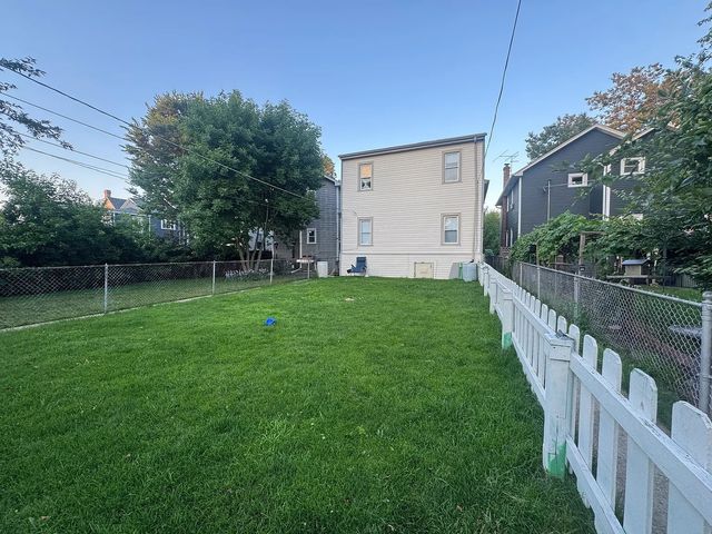2030 Dodge Avenue 2, Evanston, IL 60201