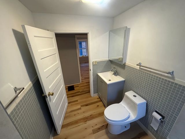 2030 Dodge Avenue 2, Evanston, IL 60201
