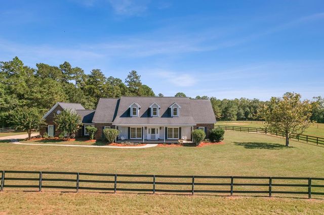 1690 Benton Store Road, Columbia, AL 36319