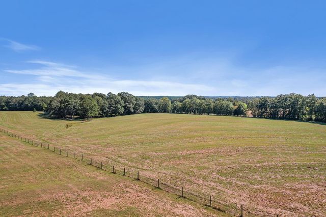 1690 Benton Store Road, Columbia, AL 36319