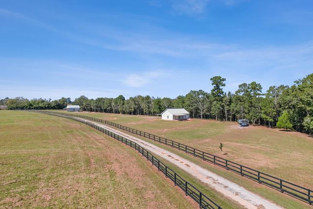 1690 Benton Store Road, Columbia, AL 36319