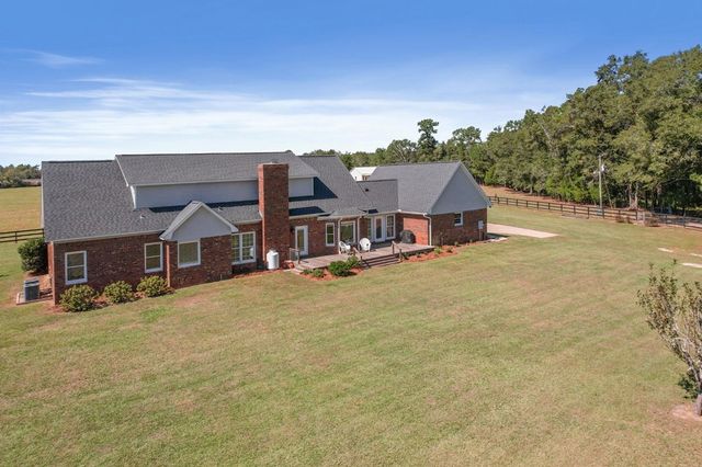 1690 Benton Store Road, Columbia, AL 36319