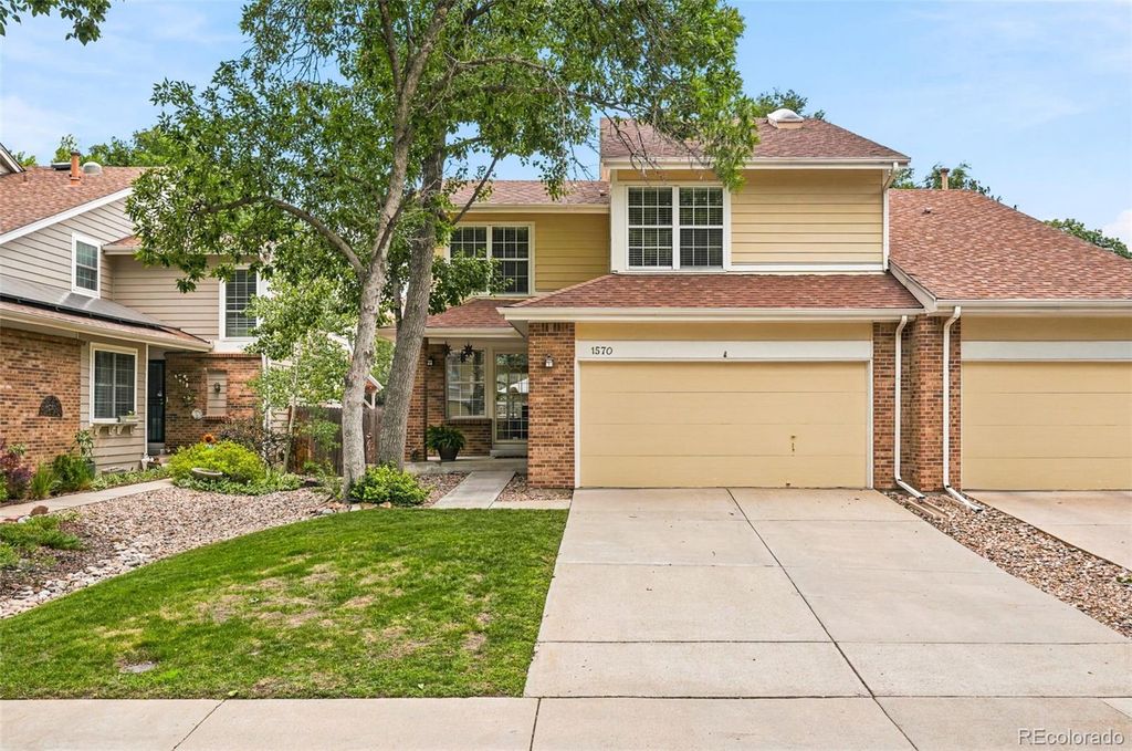 1570 S Roslyn Street, Denver, CO 80231