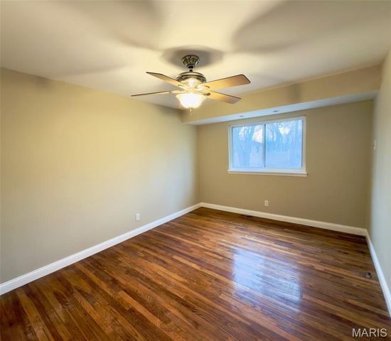 11623 Arroyo Drive, Florissant, MO 63033