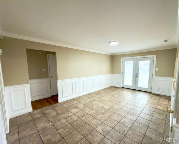 11623 Arroyo Drive, Florissant, MO 63033