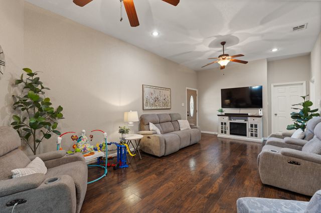 8648 County Road 1128, Godley, TX 76044