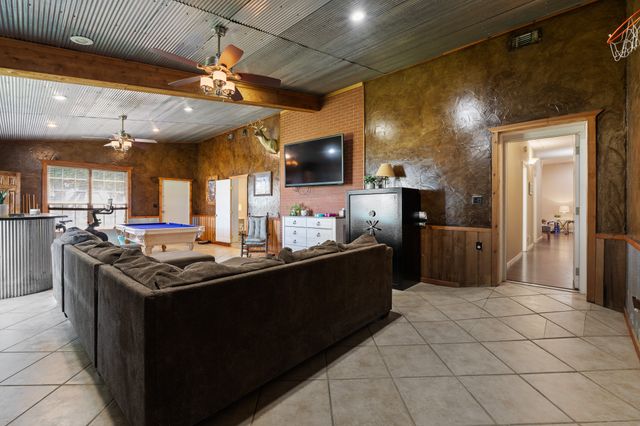 8648 County Road 1128, Godley, TX 76044