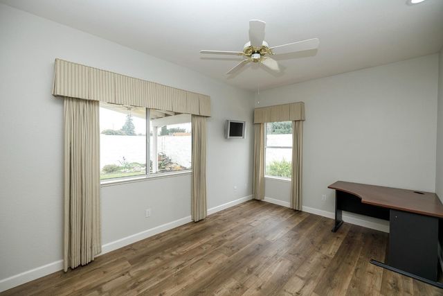 2545 Nicklaus Dr, Turlock, CA 95382