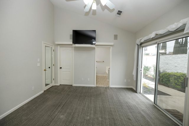 2545 Nicklaus Dr, Turlock, CA 95382