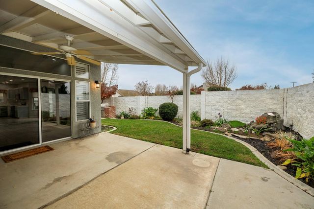 2545 Nicklaus Dr, Turlock, CA 95382