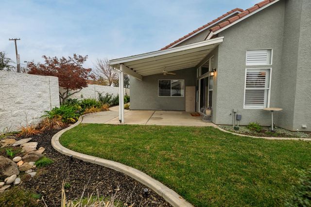 2545 Nicklaus Dr, Turlock, CA 95382