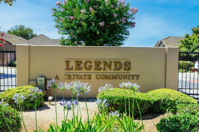 2545 Nicklaus Dr, Turlock, CA 95382