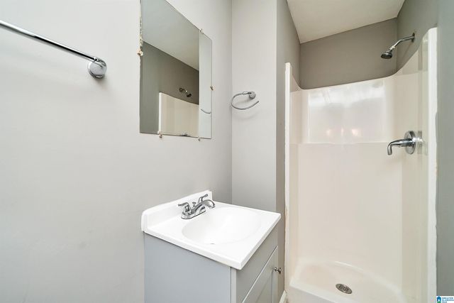 832 ALDEN AVENUE, Midfield, AL 35228