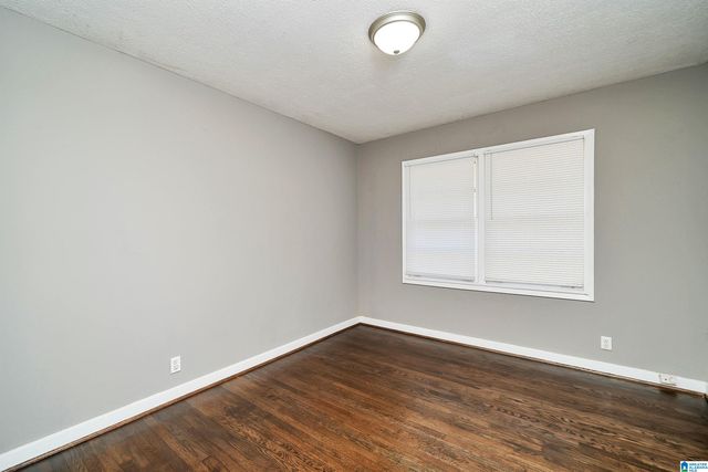 832 ALDEN AVENUE, Midfield, AL 35228