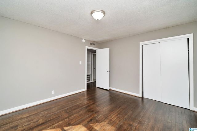 832 ALDEN AVENUE, Midfield, AL 35228