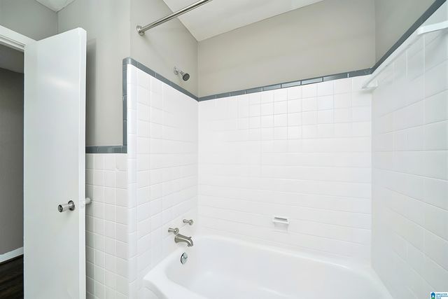 832 ALDEN AVENUE, Midfield, AL 35228