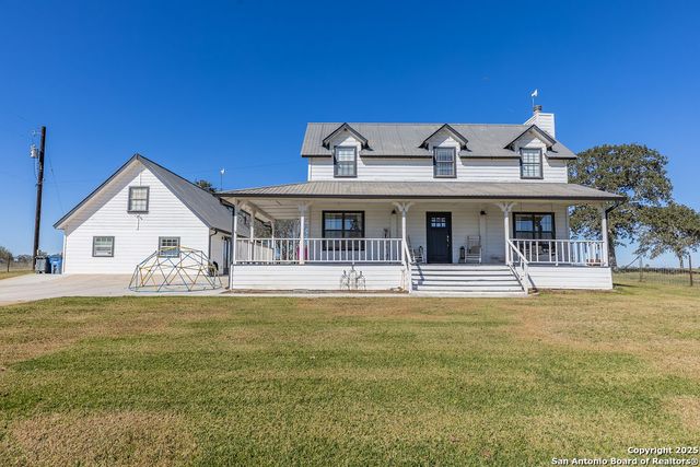 2400 Elm Creek, Seguin, TX 78155