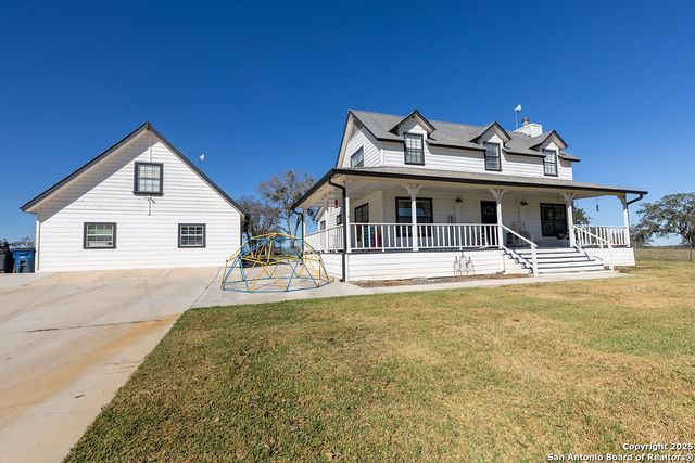 2400 Elm Creek, Seguin, TX 78155