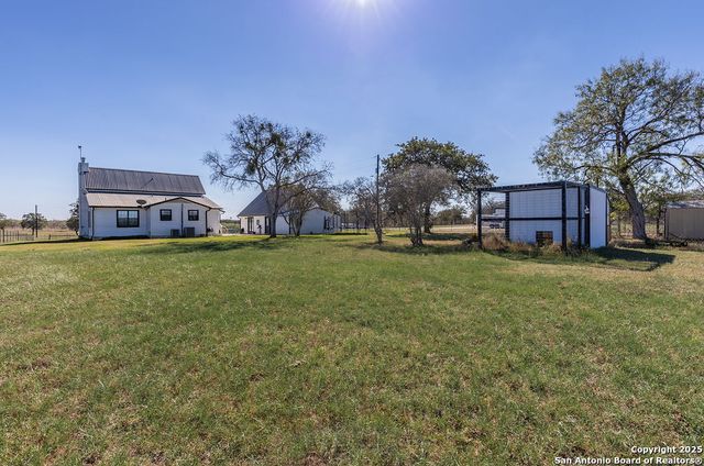 2400 Elm Creek, Seguin, TX 78155
