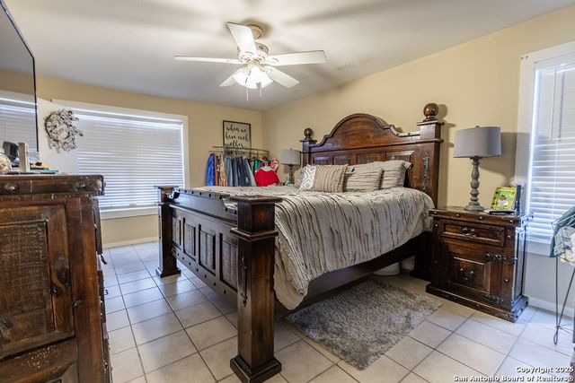 2400 Elm Creek, Seguin, TX 78155