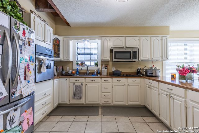 2400 Elm Creek, Seguin, TX 78155