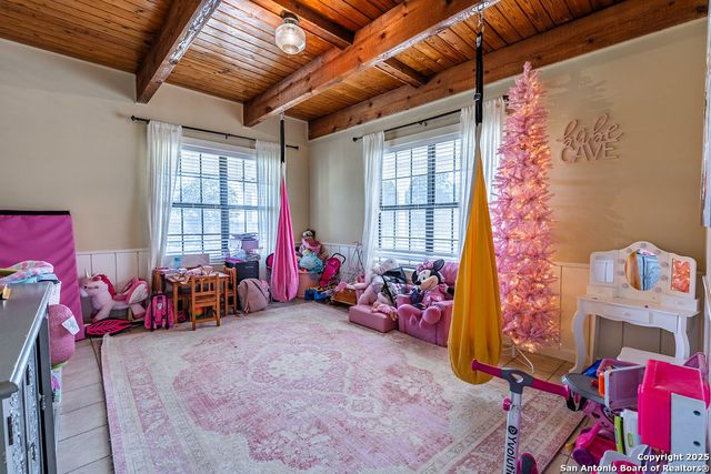 2400 Elm Creek, Seguin, TX 78155