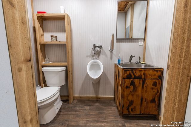 2400 Elm Creek, Seguin, TX 78155