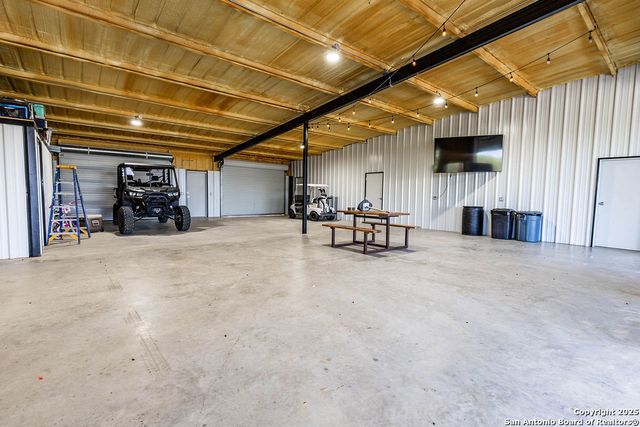 2400 Elm Creek, Seguin, TX 78155