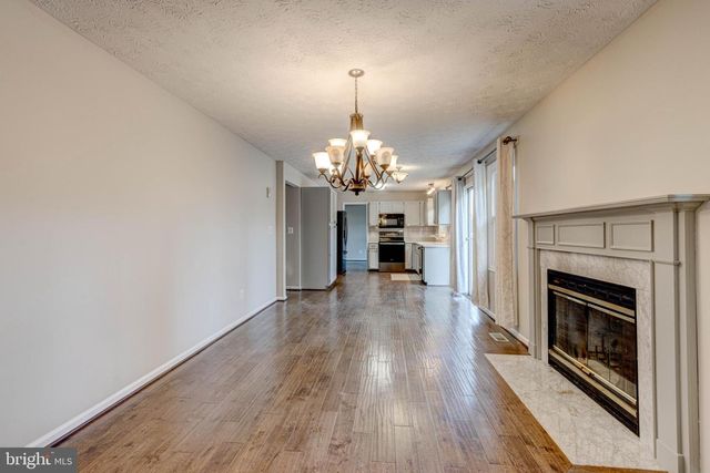 7925 CARRIAGE DR, Severn, MD 21144