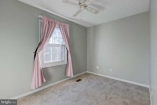 7925 CARRIAGE DR, Severn, MD 21144